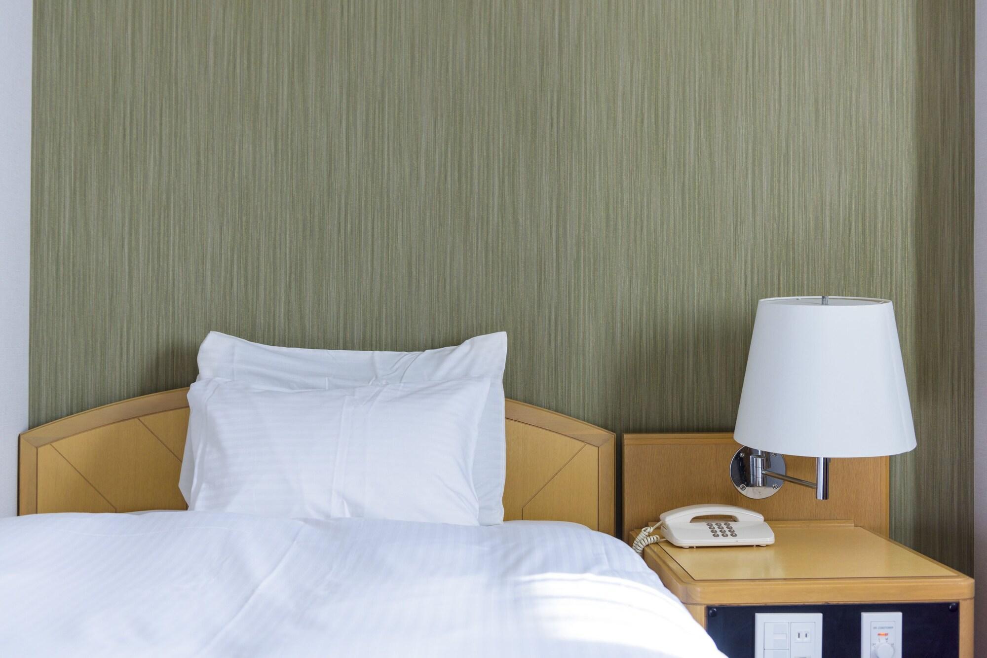 Surestay Plus Hotel By Best Western Shin-Osaka Ngoại thất bức ảnh