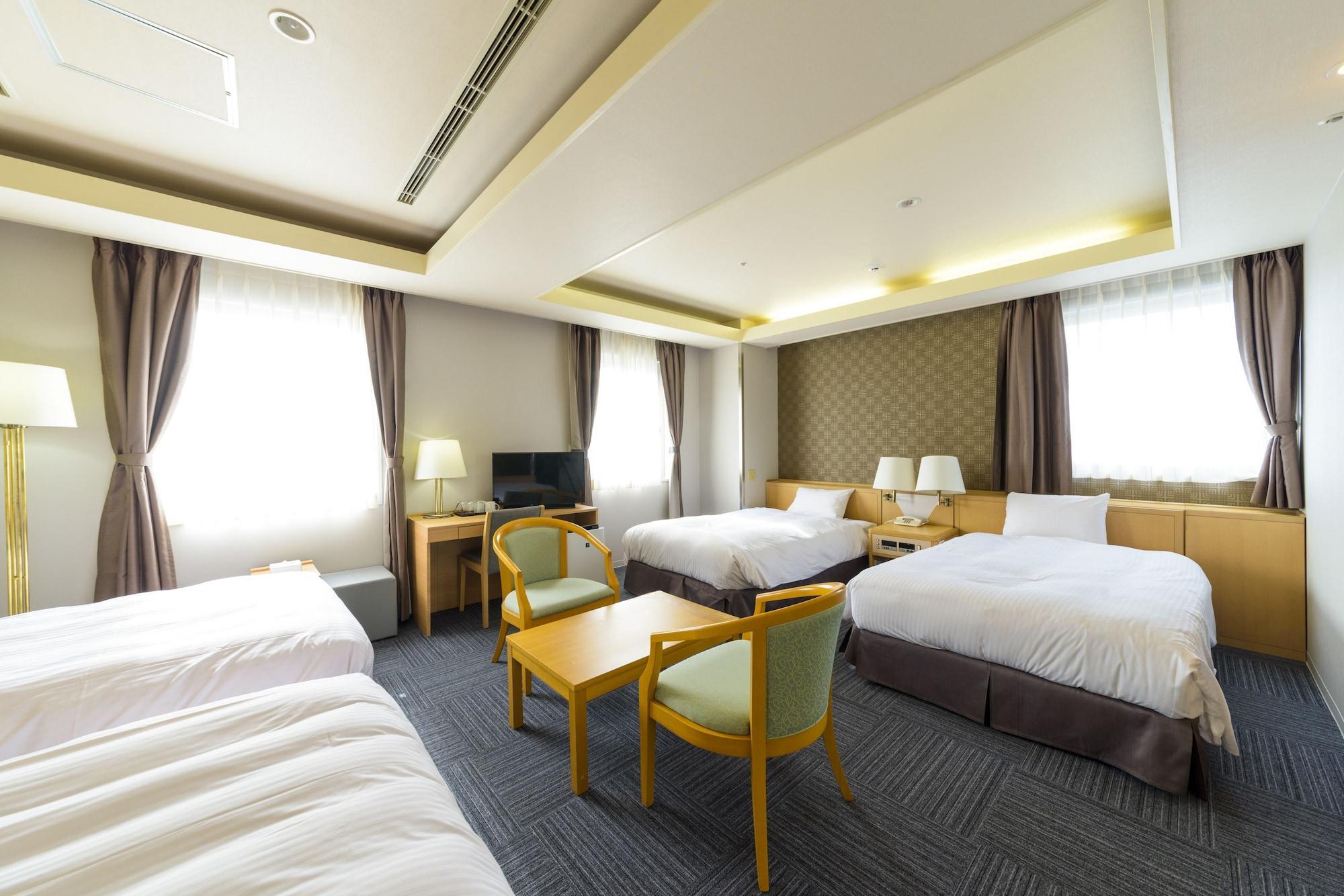 Surestay Plus Hotel By Best Western Shin-Osaka Ngoại thất bức ảnh
