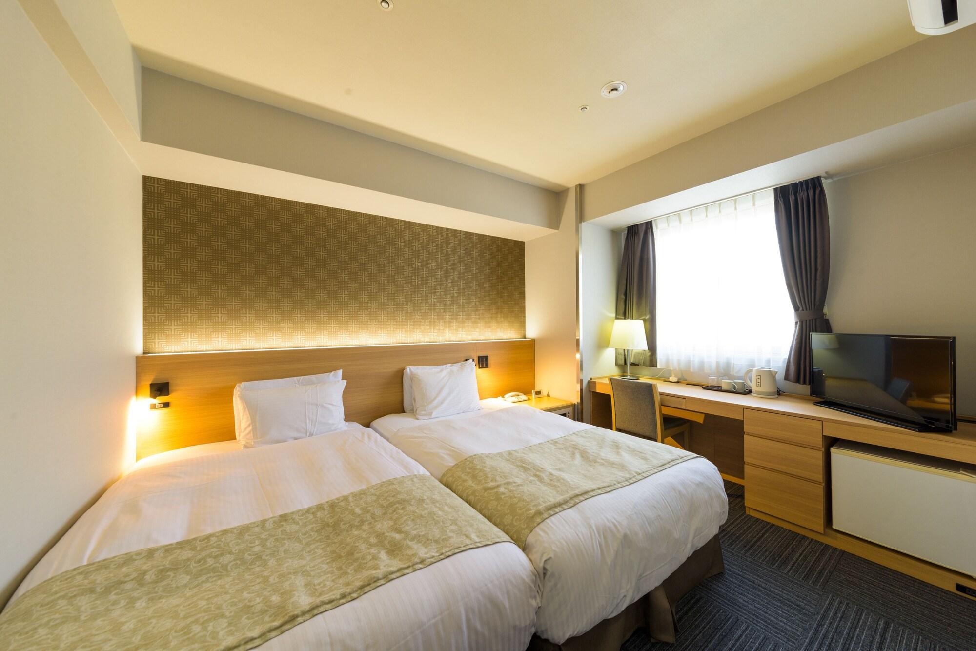 Surestay Plus Hotel By Best Western Shin-Osaka Ngoại thất bức ảnh